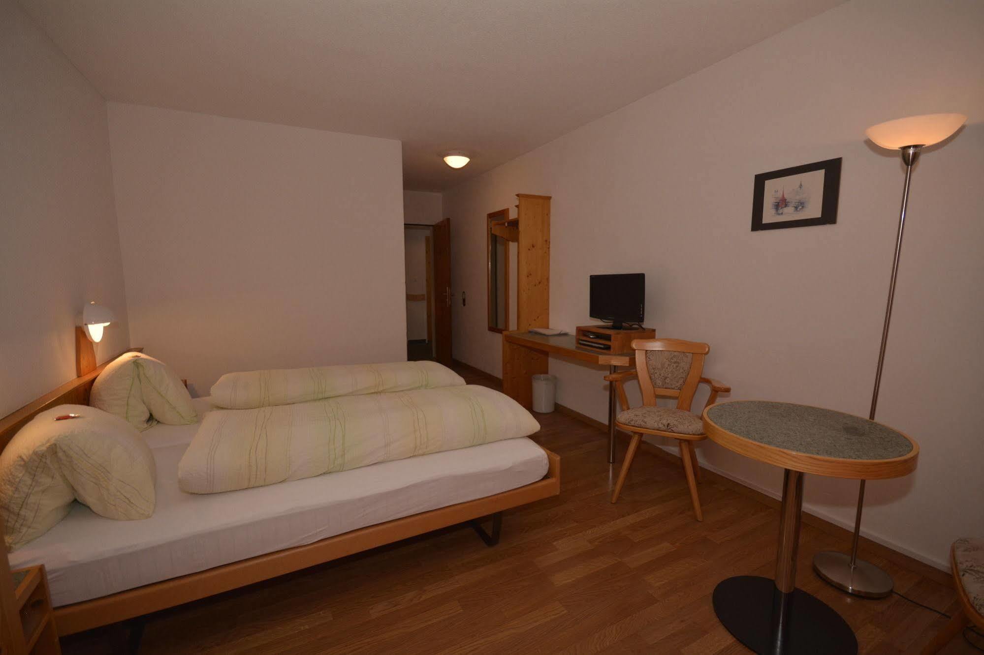Hotel Schoental Filisur Bagian luar foto